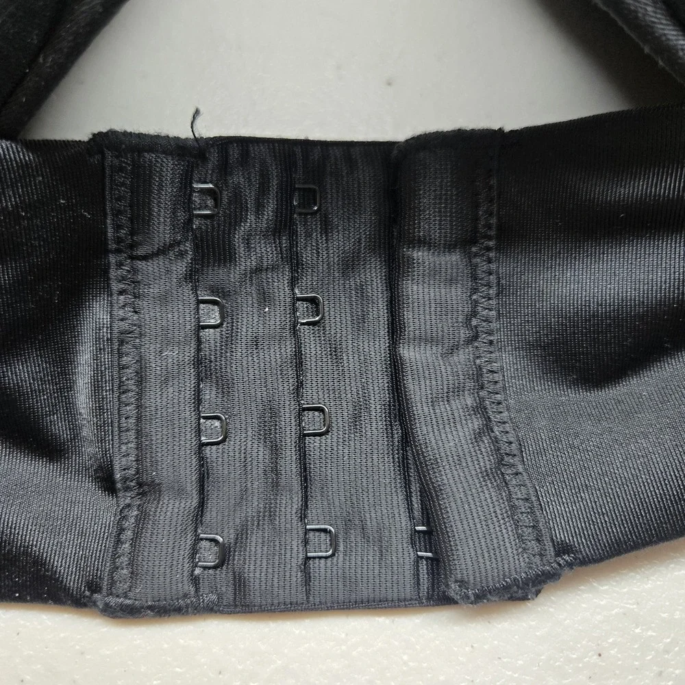 Cacique Women Bra‎ 42DD Black T Shirt Underwire Strap Adjustable